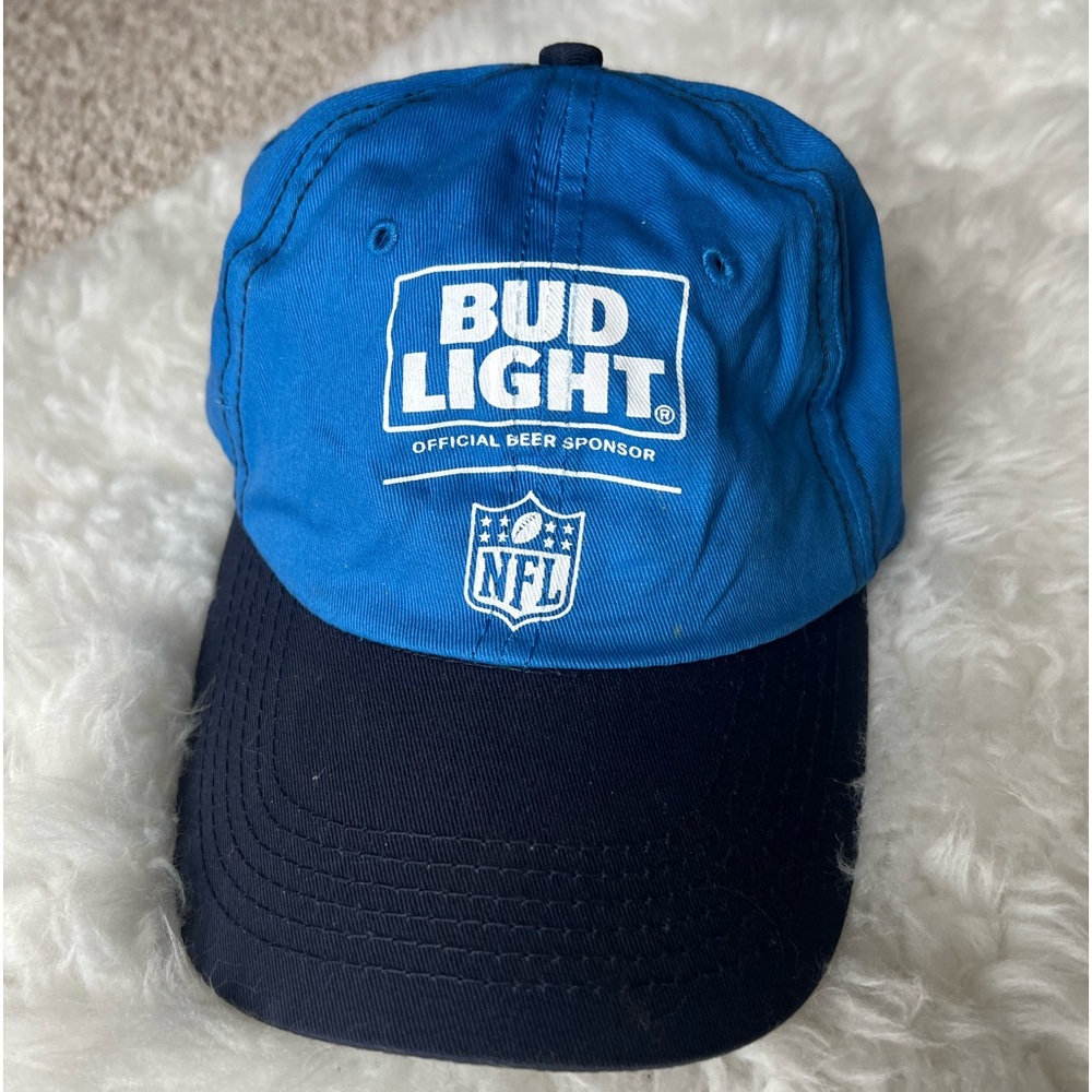Bud Light 🍻 90’s Exclusive Snapback